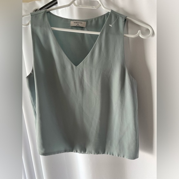 Babaton aquamarine vara blouse. Size XS NWOT - Picture 3 of 4